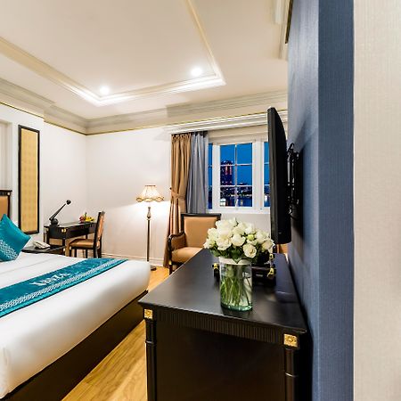Ibiza Riverfront Da Nang Hotel Powered By Aston Exterior photo