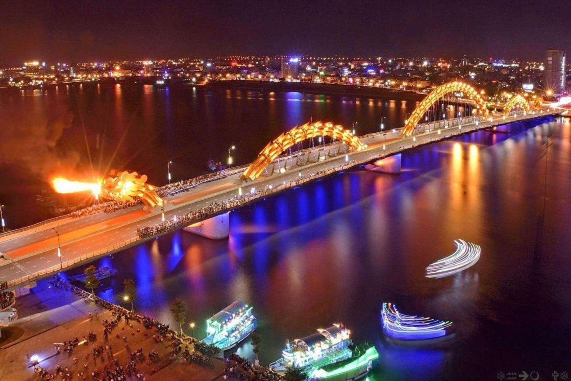 Ibiza Riverfront Da Nang Hotel Powered By Aston Exterior photo