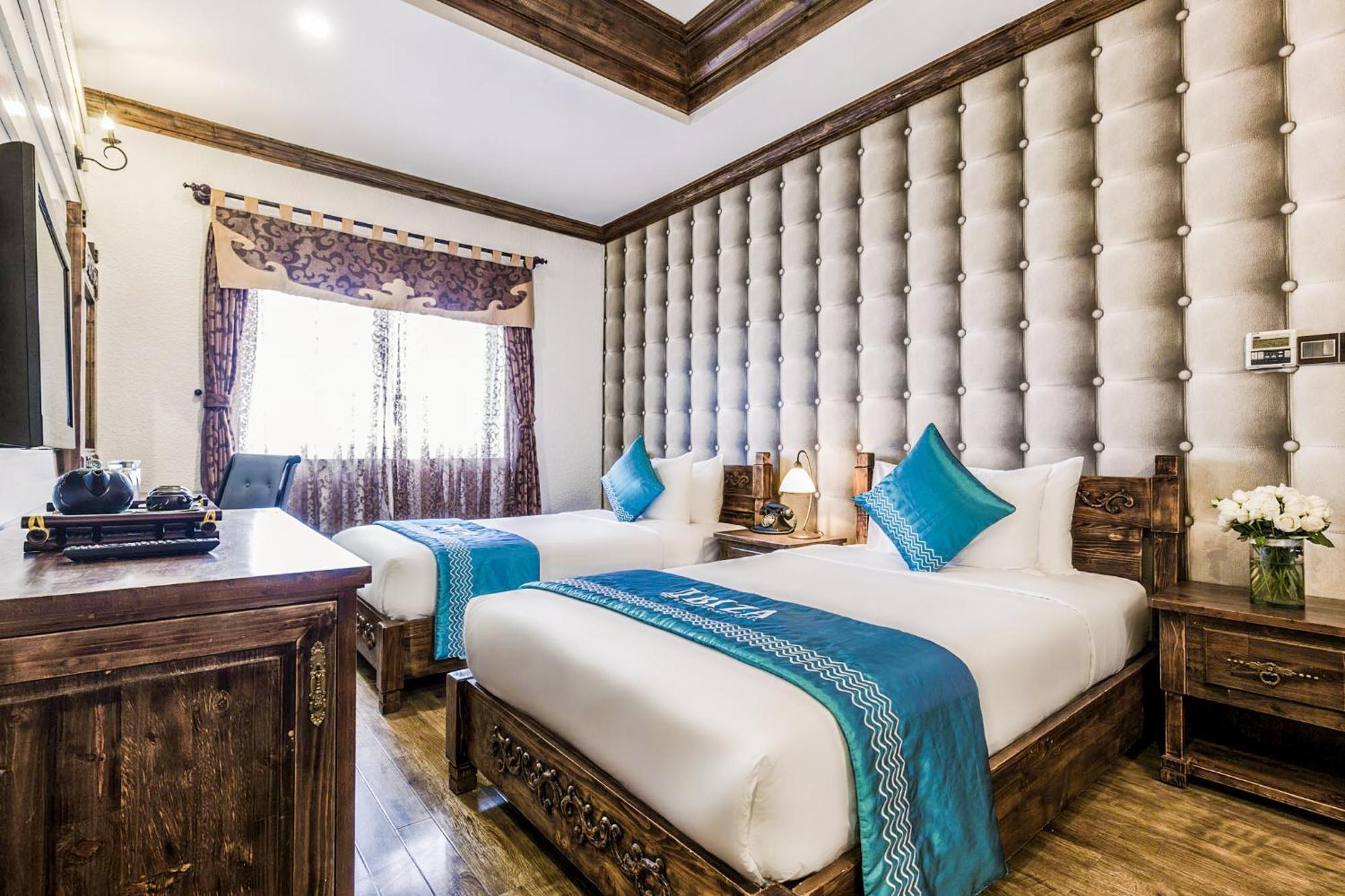 Ibiza Riverfront Da Nang Hotel Powered By Aston Exterior photo